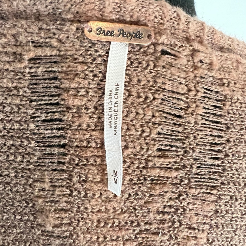 Free People Ocean Drive Pullover sweater size medium - Picture 7 of 7